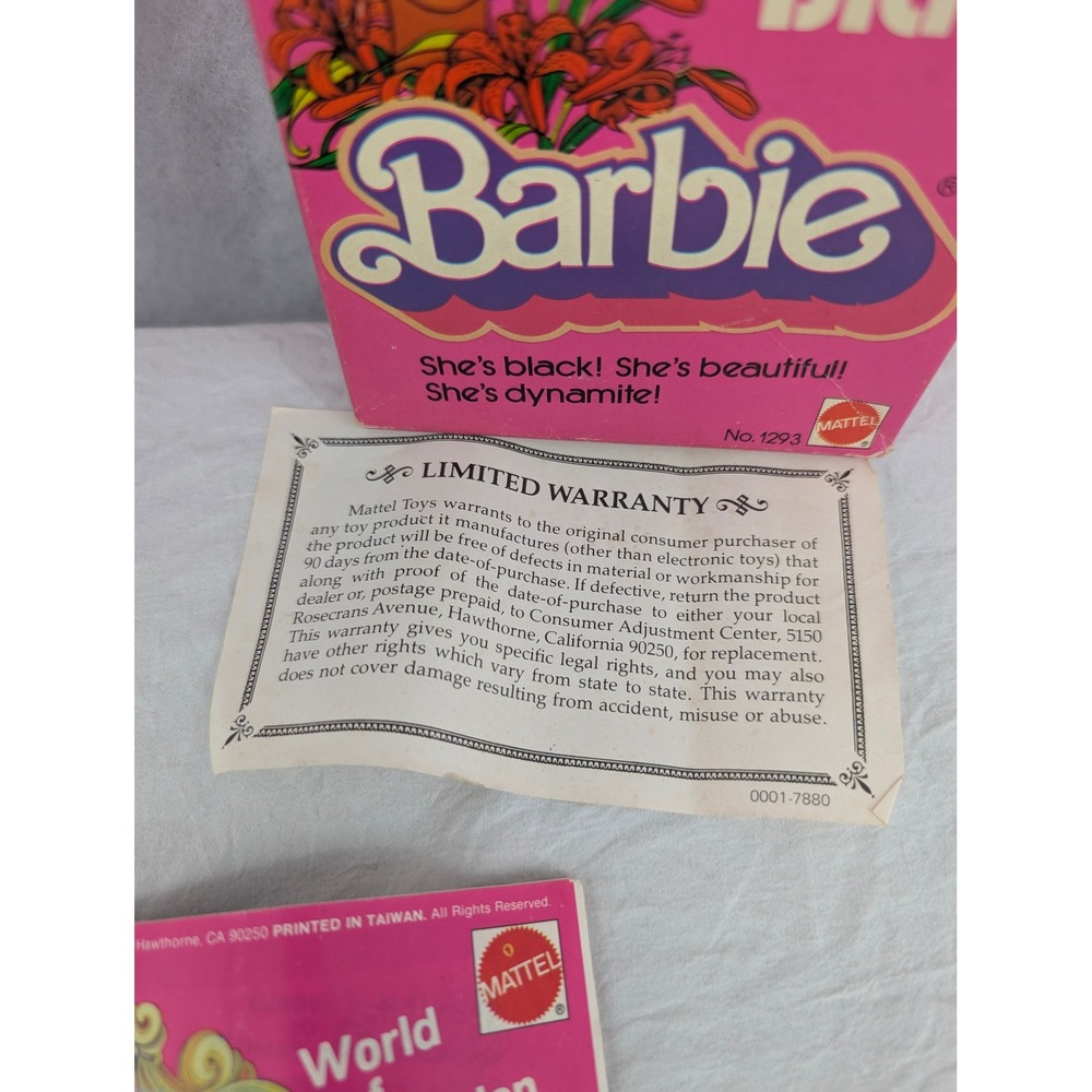 Vintage 1979 First Black Barbie Doll Mattel 1293 Red Disco Outfit Original Box - Picture 15 of 16